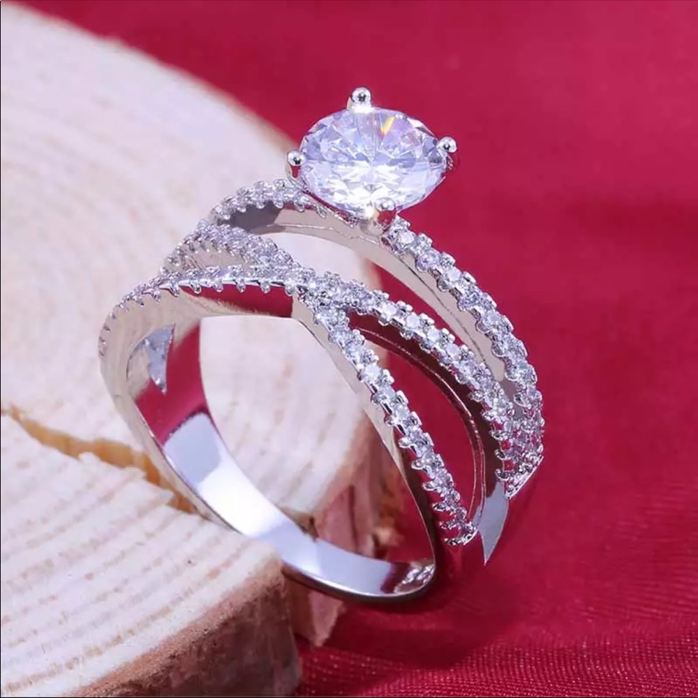 New Fancy Ring With Square Cubic Zirconia Stone - Picture 2 of 5